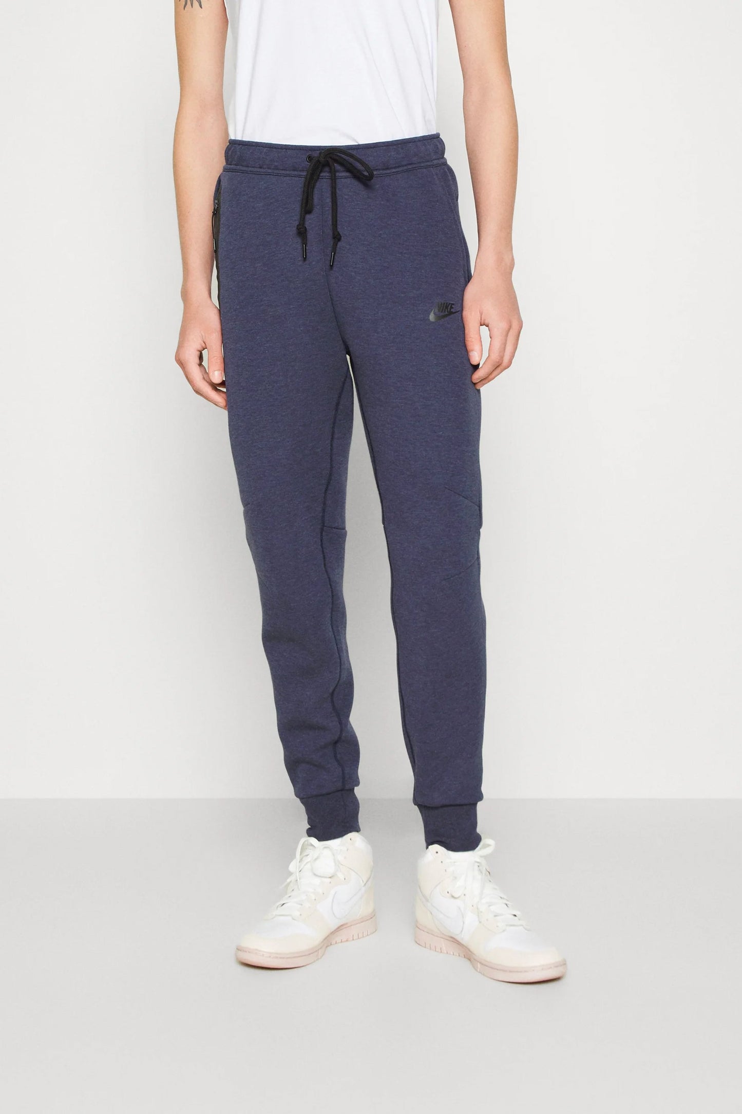 Yeni Tech Fleece Joggers