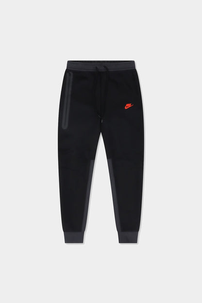 Yeni Tech Fleece Joggers