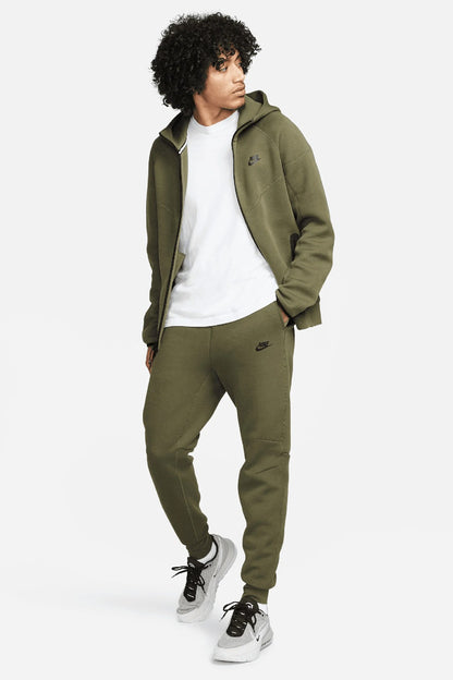 Yeni Tech Fleece Joggers