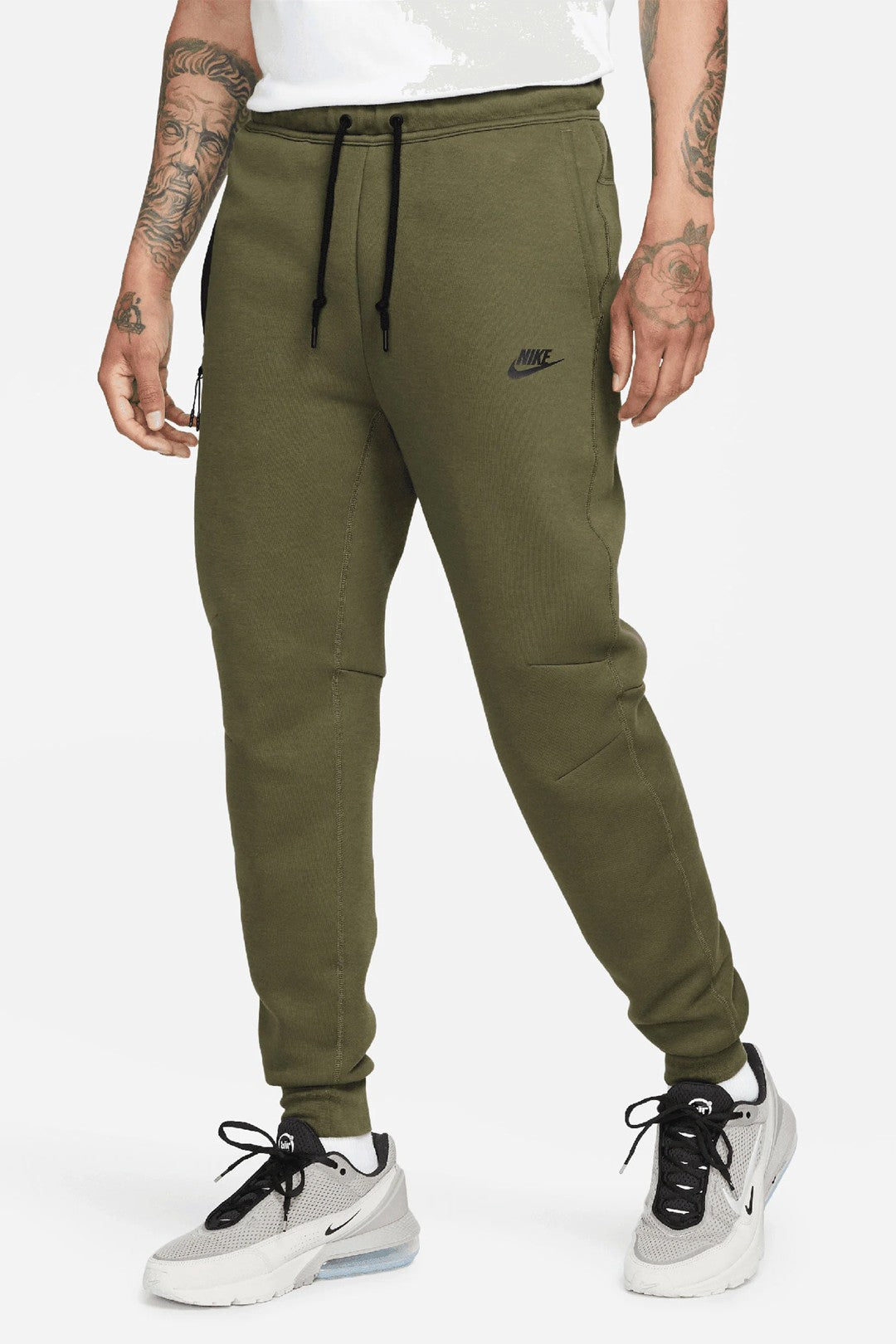 Yeni Tech Fleece Joggers